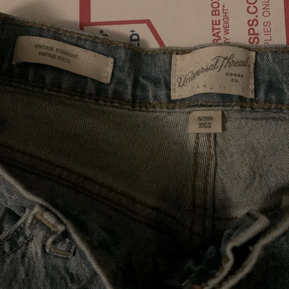 Universal Thread Straight Leg High Rise Denim Jeans - EUC Size 6/28R - Picture 3 of 8